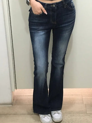 Belsha Low-fit Washed Jeans