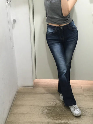 Belsha Low-fit Washed Jeans