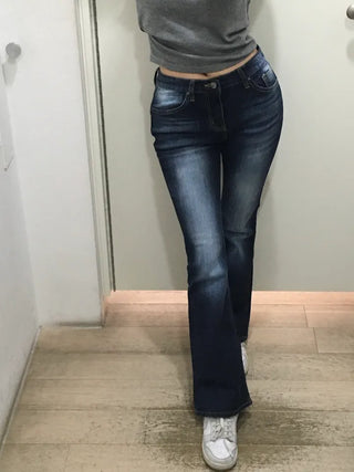 Belsha Low-fit Washed Jeans