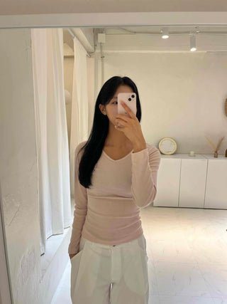 Side-Shirred V-Neck Long-Sleeve T-Shirt