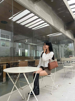 Sweet Mood Square Neck Ribbon Blouse