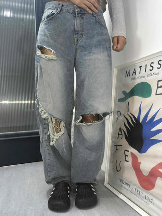 Damaged vintage denim long pants