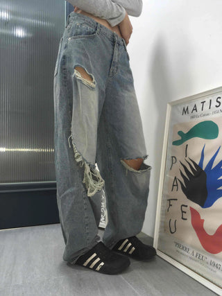 Damaged vintage denim long pants