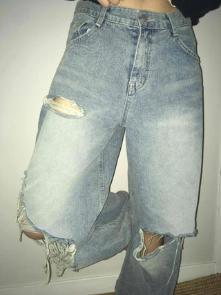 Damaged vintage denim long pants