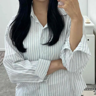 Minimal Loose Fit Striped Shirt