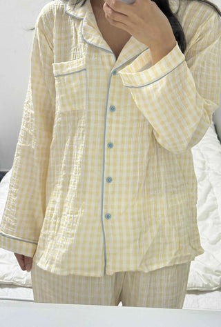 Yellow simple shirt collar pajama set
