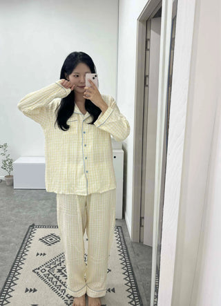Yellow simple shirt collar pajama set