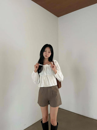 Simple Belted Plain Loose Fit Shorts