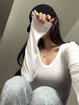 Delicate V-neck Modal Long-sleeve T-shirt