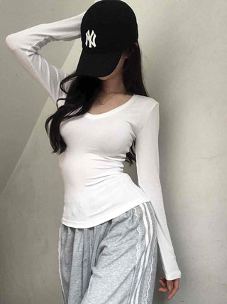 Delicate V-neck Modal Long-sleeve T-shirt