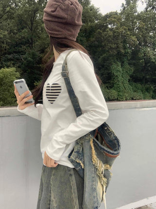 Vintage Autumn Three Heart Long Sleeve T-shirt