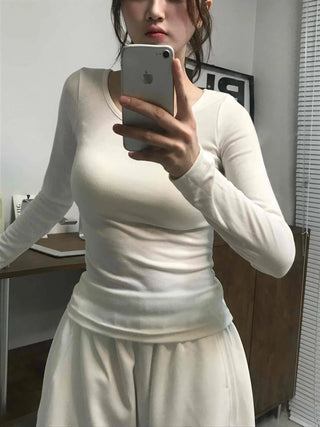 Yeori Basic Plain U-neck Long-sleeve T-shirt