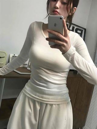 Yeori Basic Plain U-neck Long-sleeve T-shirt