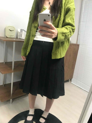 Soft Feminine Loose Fit Cardigan for Transitional Season