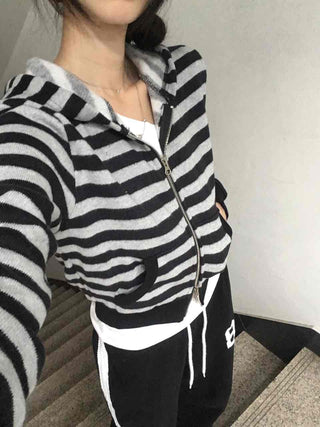 Simple Striped Plain Zip-Up Knit