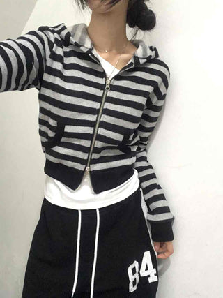 Simple Striped Plain Zip-Up Knit