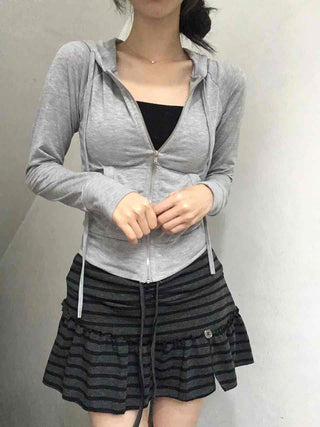 Minimal Zipper Line Zip-up