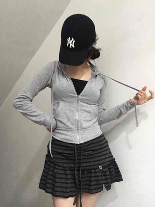 Minimal Zipper Line Zip-up