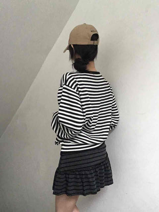 Minimal Autumn Striped V-Neck Knit