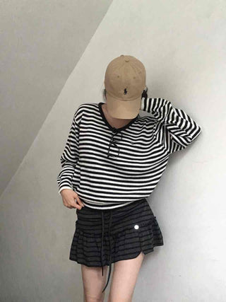 Minimal Autumn Striped V-Neck Knit