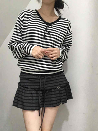 Minimal Autumn Striped V-Neck Knit