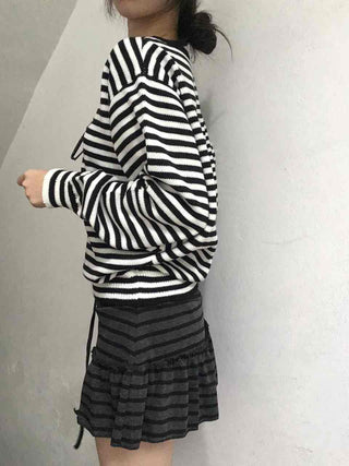 Minimal Autumn Striped V-Neck Knit