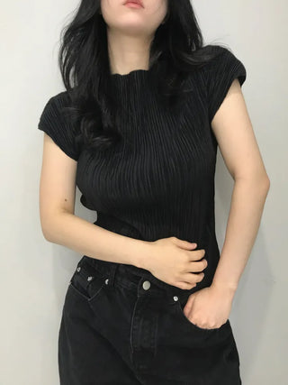 Penna Wrinkle Pleated Short Sleeve Blouse