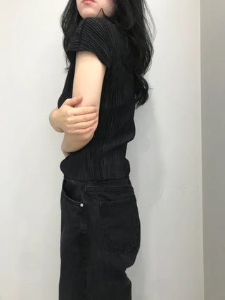 Penna Wrinkle Pleated Short Sleeve Blouse