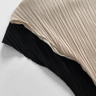 Penna Wrinkle Pleated Short Sleeve Blouse