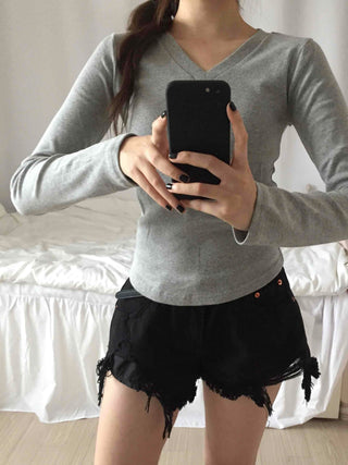 Daily V-Neck Slim Fit Long Sleeve T-Shirt