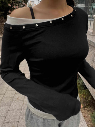 Simple Studded Off-Shoulder Long-Sleeve T-Shirt