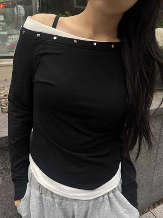 Simple Studded Off-Shoulder Long-Sleeve T-Shirt