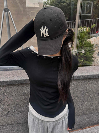 Simple Studded Off-Shoulder Long-Sleeve T-Shirt