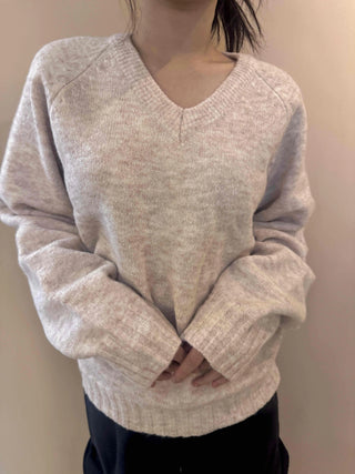 Simple Trendy Plain V-Neck Knit