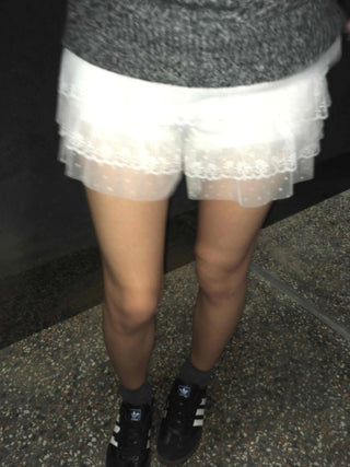 Minimal Lace Frill Mini Skirt