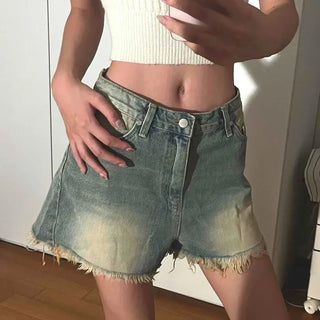 Basic Knee-length Denim Pocket Shorts