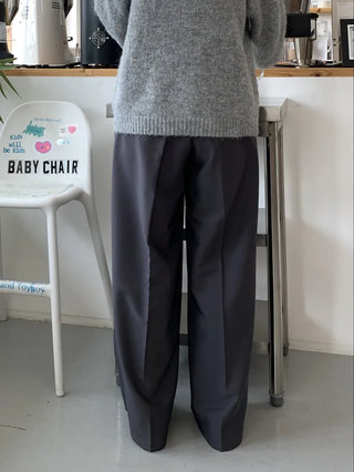 Double-pleated Wide Pintuck Semi-Overfit Slacks