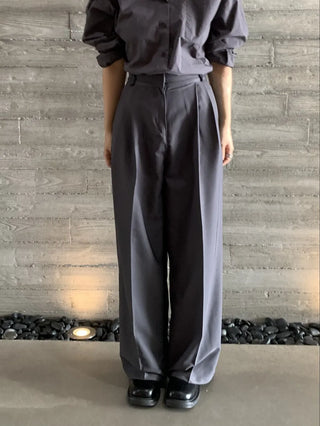 Double-pleated Wide Pintuck Semi-Overfit Slacks