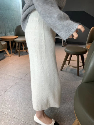 Knit Pattern A-Line Long Skirt