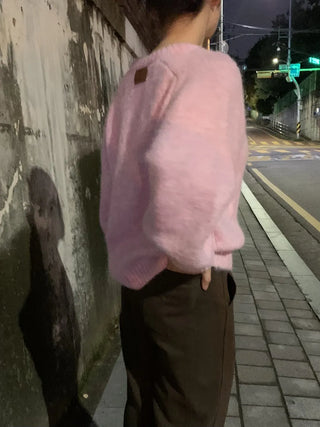Fuzzy V-neck Volume Sleeve Knit