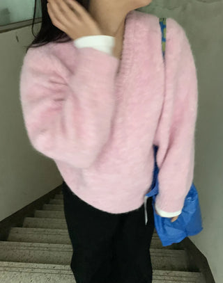Fuzzy V-neck Volume Sleeve Knit