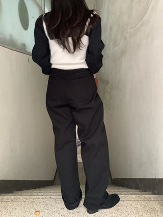 V-neck Ribbon Tie Puff Blouse