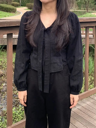 V-neck Ribbon Tie Puff Blouse