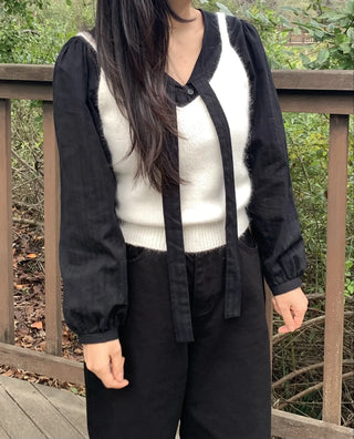 V-neck Knit Sleeveless Top
