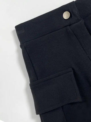 Nodi High-Waisted Big Pocket Shorts