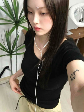 Basic Slim Fit Round Neck Short Sleeve T-shirt