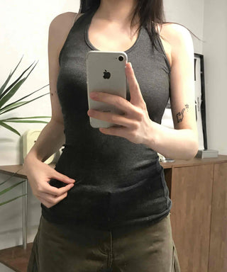 Basic Slim Fit Lip Texture Tank Top