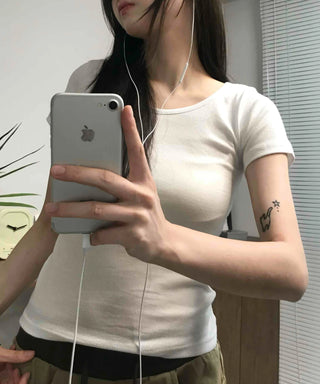 Slim Fit Basic Round Neck T-shirt