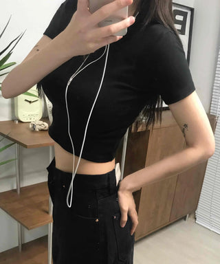 Basic Round Neck Crop Short Sleeve Tee
