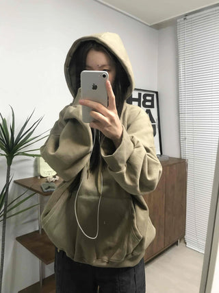 Oversized Kangaroo Pocket Fleece-Lined Hoodie